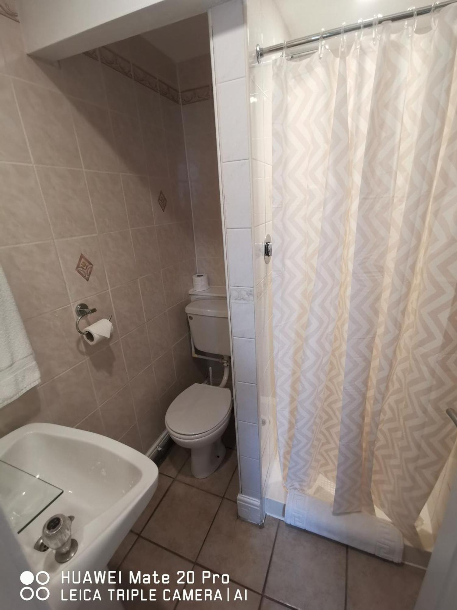 The Stafford Bed & Breakfast Блекпул Стая снимка