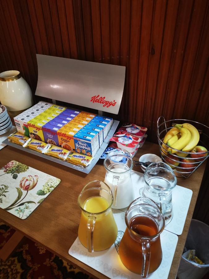 The Stafford Bed & Breakfast Блекпул Екстериор снимка